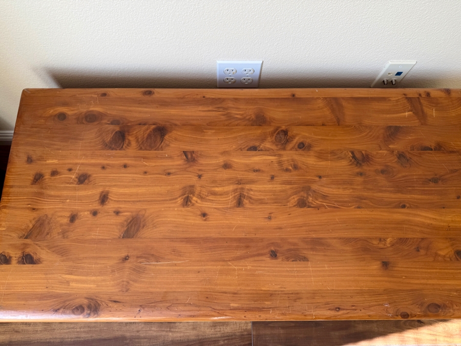 Vintage Cedar Chest 49W x 21D x 20H [Photo 4]