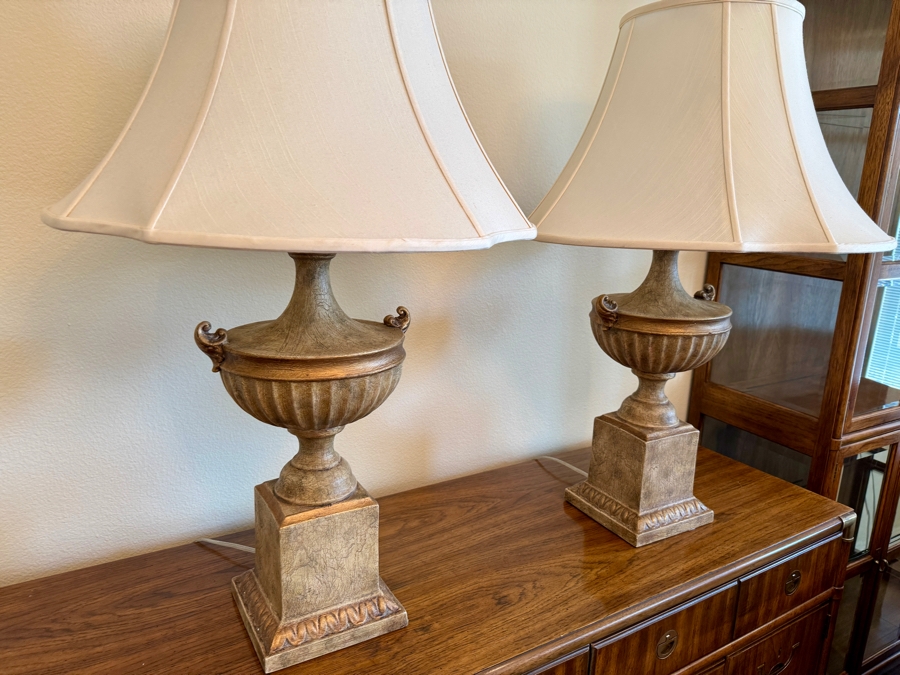 Pair Of Table Lamps [Photo 2]