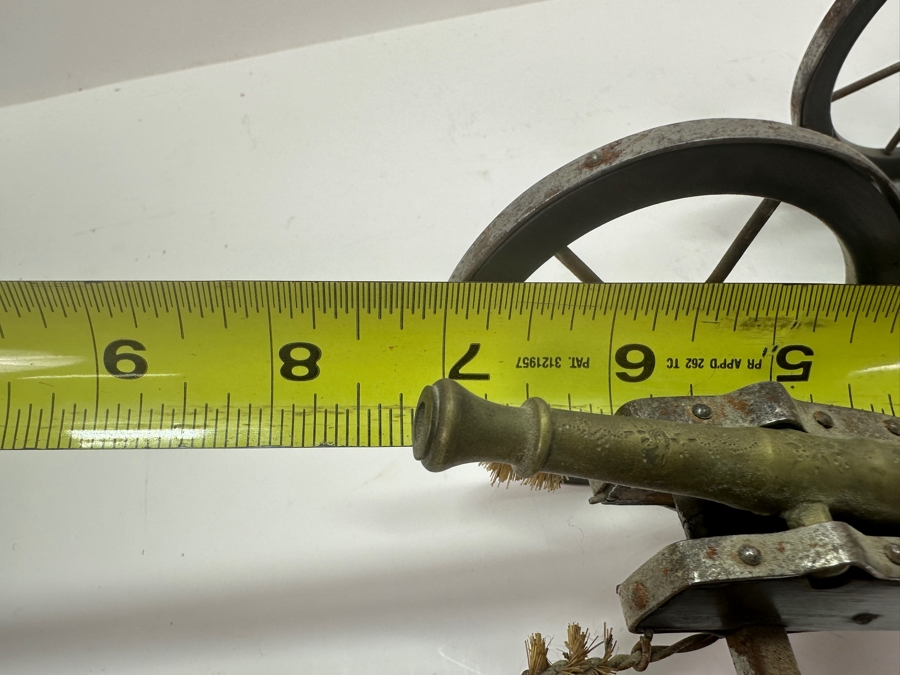 Antique English Model Cannon With Limber 7'L Retails $685 [Photo 11]