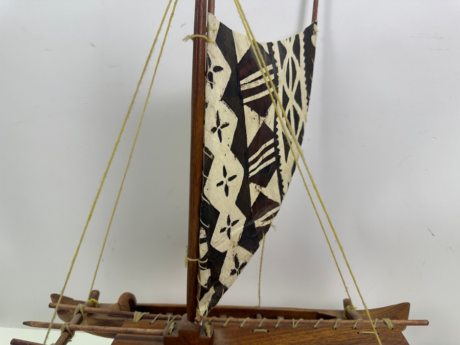 Handmade Artist Signed Koa Wood Manini Hawaiian Sailing Canoe Model - Boat And Base Signed By Artist Kahawai [Photo 5]