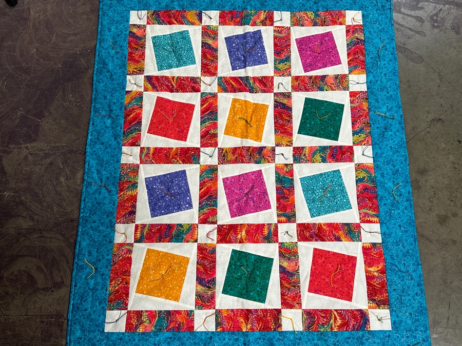 Small Handmade Quilt 35 X 43 [Photo 2]