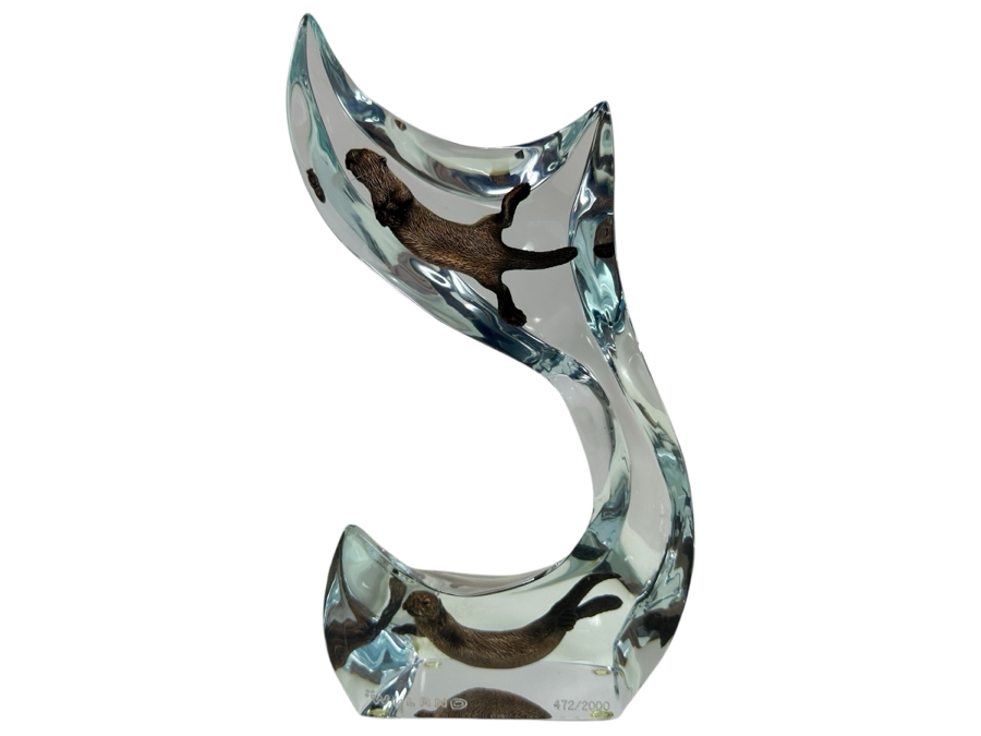 Robert Wyland (B. 1956, American) Lucite And Patinated Metal Sea Otter Sculpture Signed Wyland And Numbered 427 Of 2,000 4.5W X 2.25D X 9H [Photo 1]