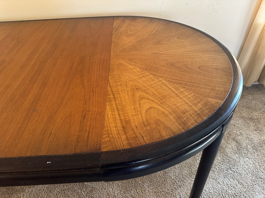 John Stuart Mid-Century Modern 44' Round Extending Dining Table 29'H With Two 24'L Leaves [Photo 6]