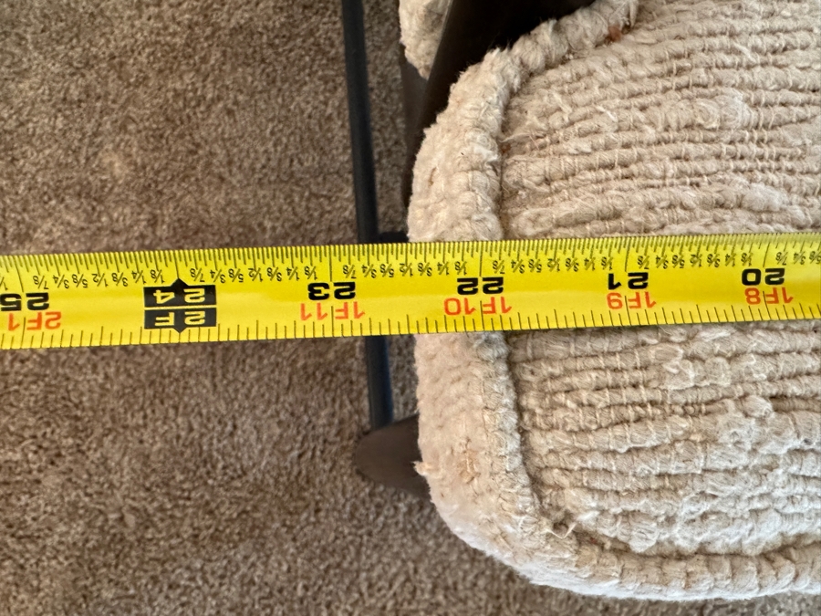 John Stuart Mid-Century Modern Curved Back Dining Chairs: Two Armchairs And Four Dining Chairs - Total Of Six Chairs [Photo 20]