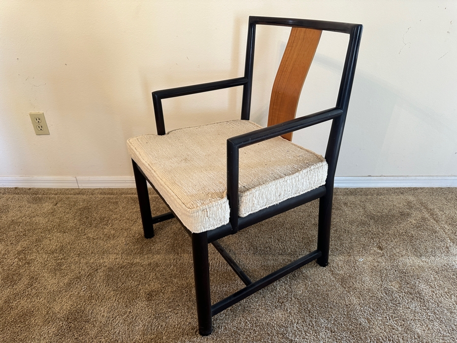 John Stuart Mid-Century Modern Curved Back Dining Chairs: Two Armchairs And Four Dining Chairs - Total Of Six Chairs [Photo 15]