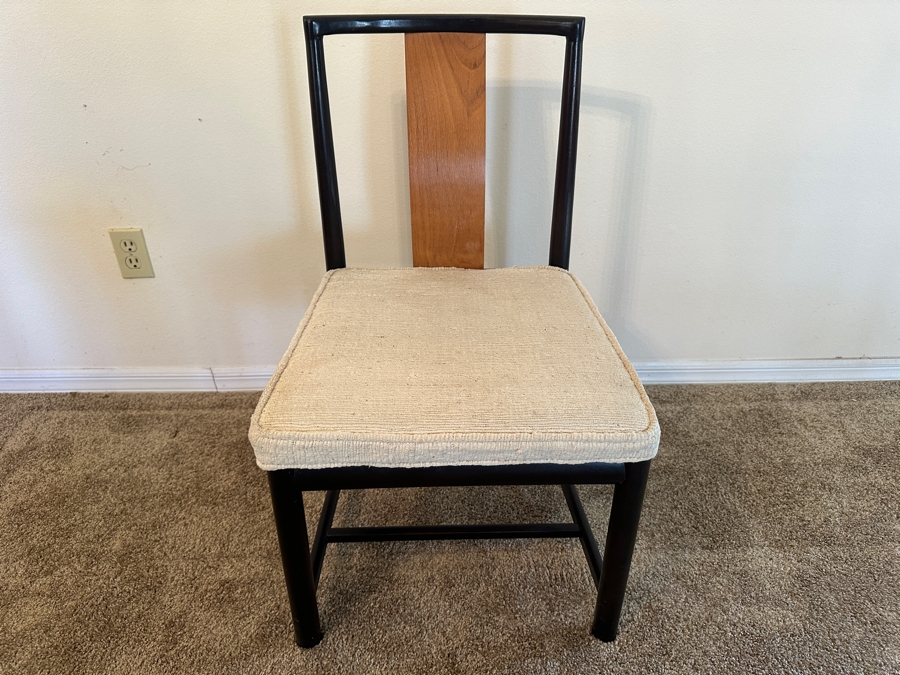 John Stuart Mid-Century Modern Curved Back Dining Chairs: Two Armchairs And Four Dining Chairs - Total Of Six Chairs [Photo 23]