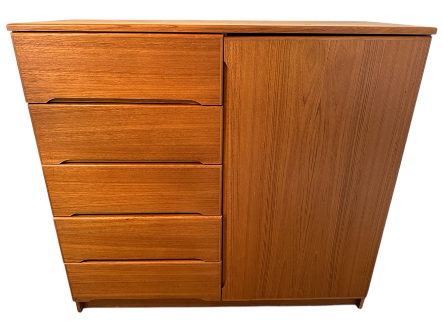 Danish Modern Teak Veneered Chest Of Drawers With Cabinet 48W X 18.5D X 45H