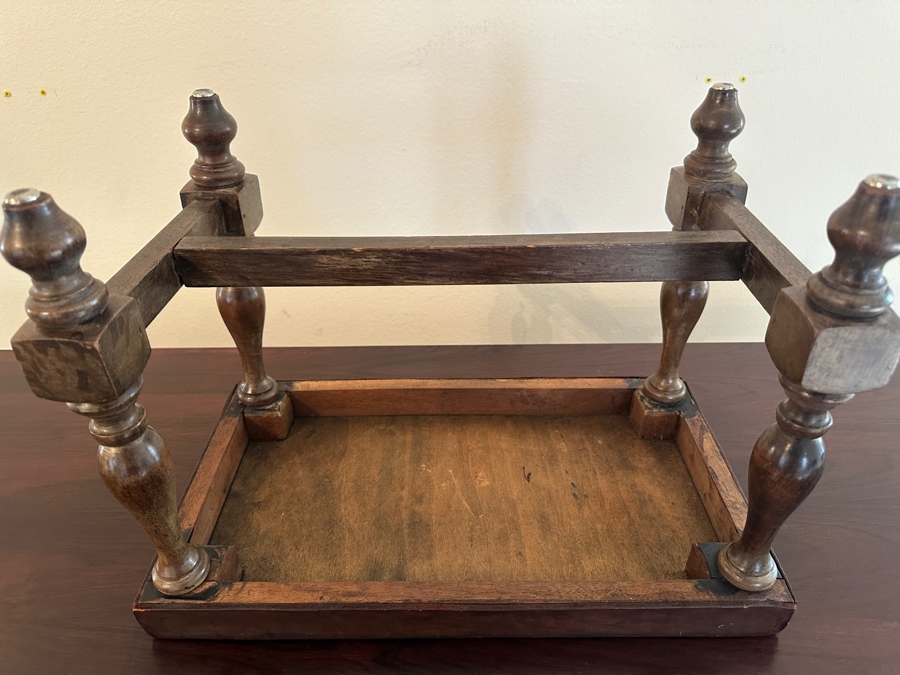 Tooled Embossed Leather Top Stool Bench 17.5 X 10D X 13H [Photo 6]