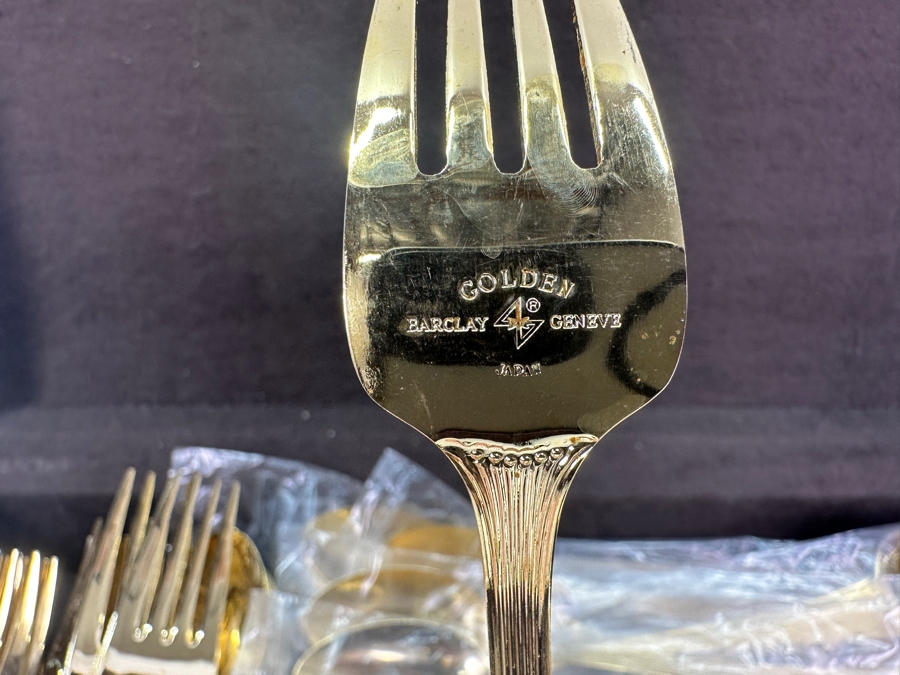 Barclay Geneve Golden Flatware Set From Japan [Photo 2]