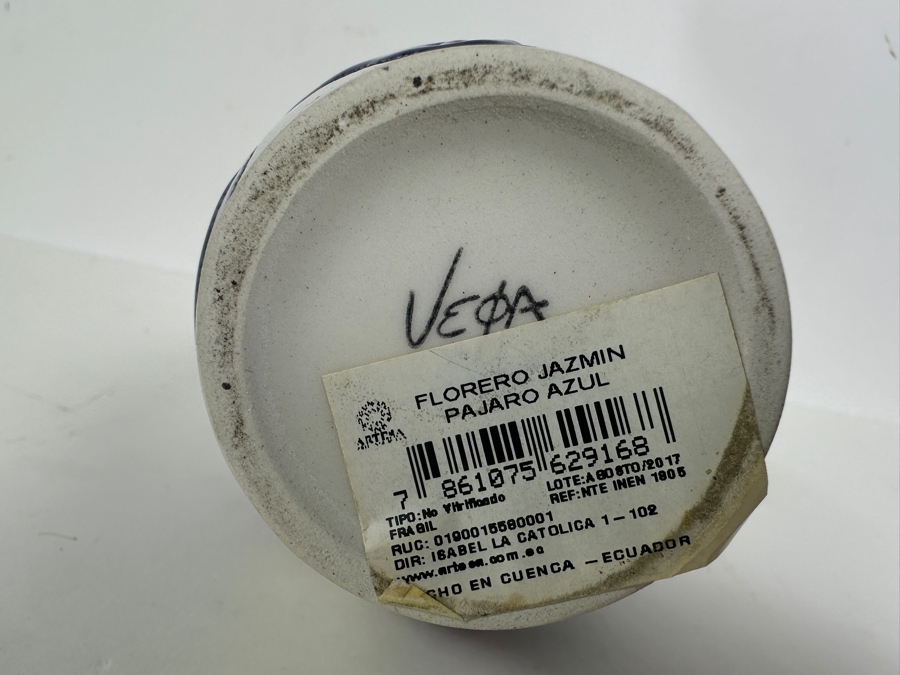 Eduardo Vega Hand Painted Peacock Vase Ecuador 8.5H [Photo 5]