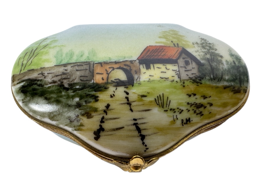 Hand Painted Limoges France Porcelain Box 2.5'W