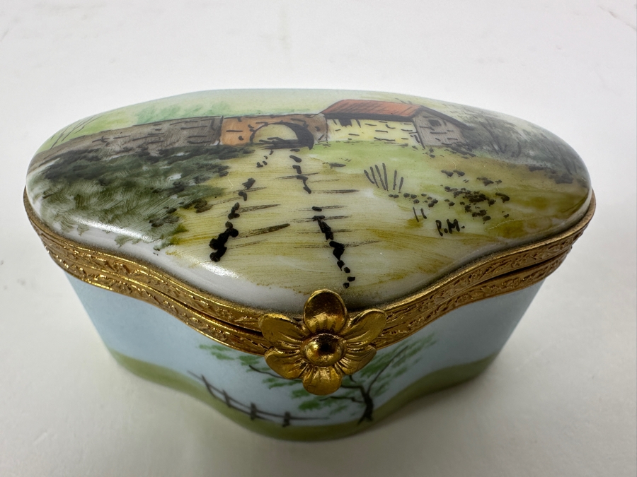 Hand Painted Limoges France Porcelain Box 2.5'W [Photo 3]