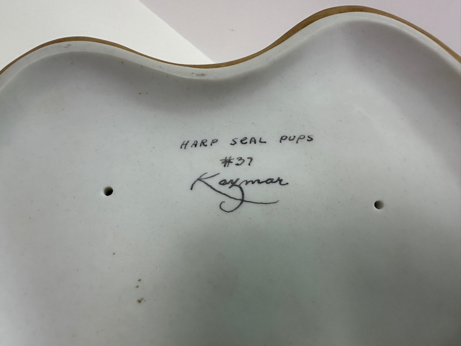 William Kazmar Porcelain Figurines: Harp Seal Pups #37 4.5'H And Polar Bear Cubs #41 5.25'H [Photo 7]