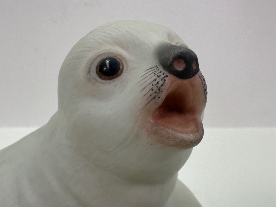 William Kazmar Porcelain Figurines: Harp Seal Pups #37 4.5'H And Polar Bear Cubs #41 5.25'H [Photo 9]