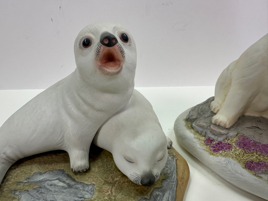 William Kazmar Porcelain Figurines: Harp Seal Pups #37 4.5'H And Polar Bear Cubs #41 5.25'H [Photo 3]