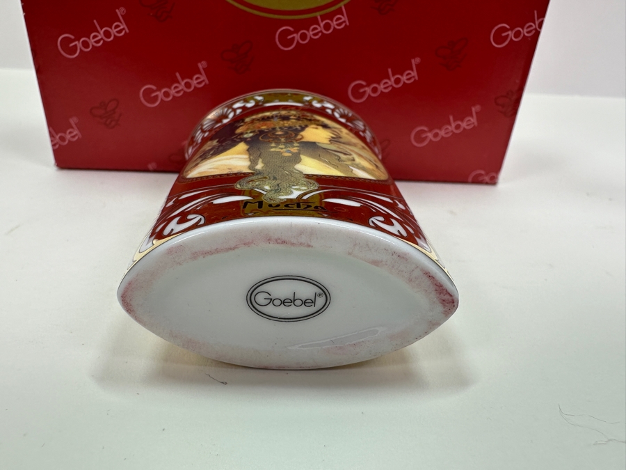 Small Goebel Porcelain Vase Feature A Design Inspired By The Artwork Of Alphonse Mucha - Artis Orbis Collection 3'H [Photo 5]