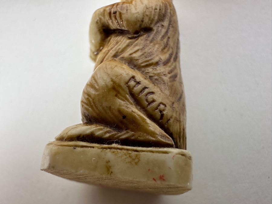 Portable Chess Set With Miniature Resin Animal Chess Pieces 7.5 X 7.5 [Photo 10]