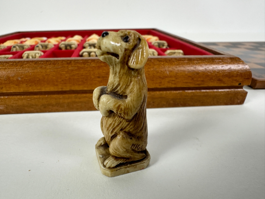Portable Chess Set With Miniature Resin Animal Chess Pieces 7.5 X 7.5 [Photo 9]