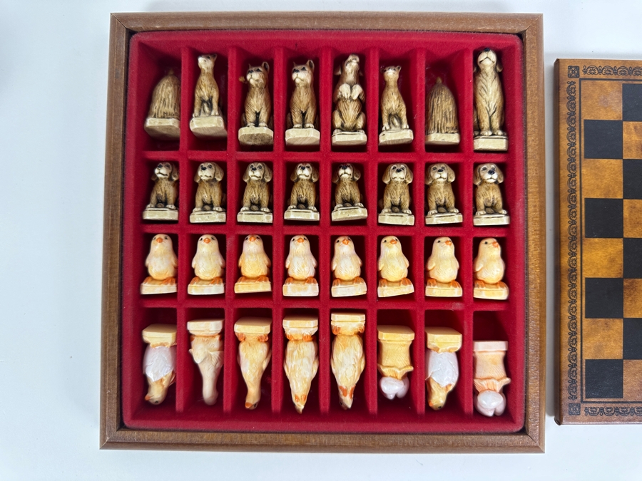 Portable Chess Set With Miniature Resin Animal Chess Pieces 7.5 X 7.5 [Photo 2]