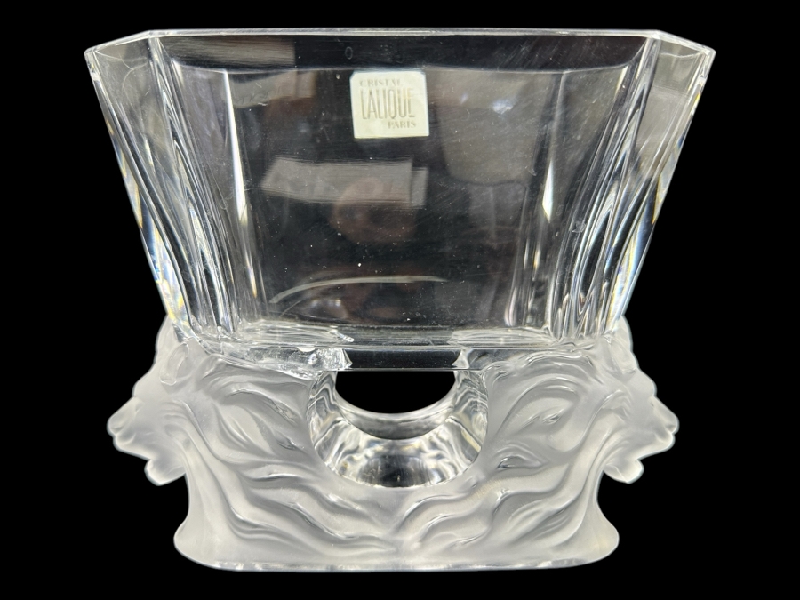 Lalique France Venise Double Lion Head Crystal Vase 9W X 4D X 6.5H [Photo 2]