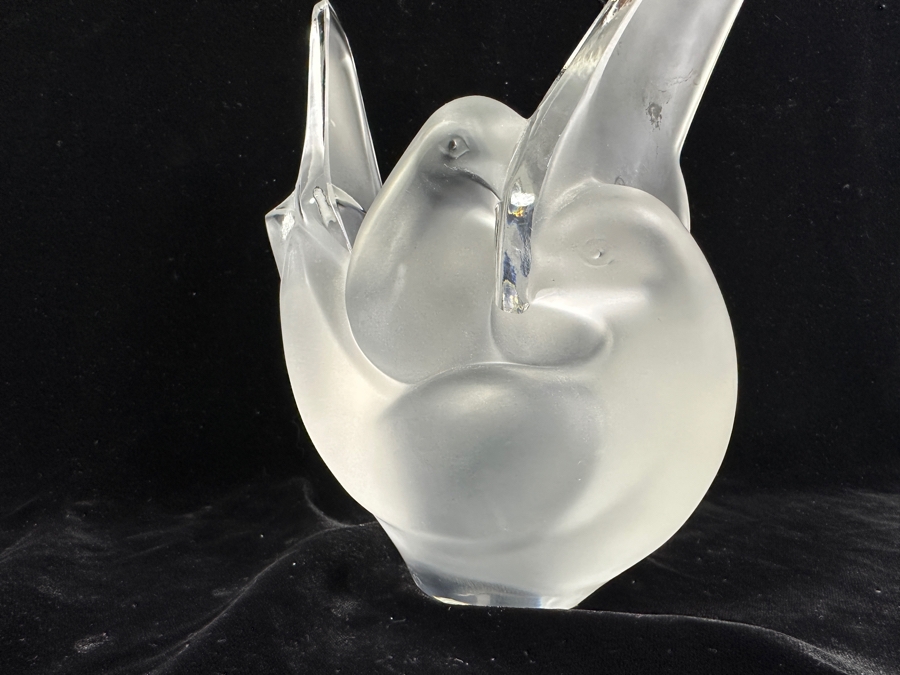Lalique France Sylvie Swan Vase With Flower Frog 6W X 4D X 8H [Photo 8]