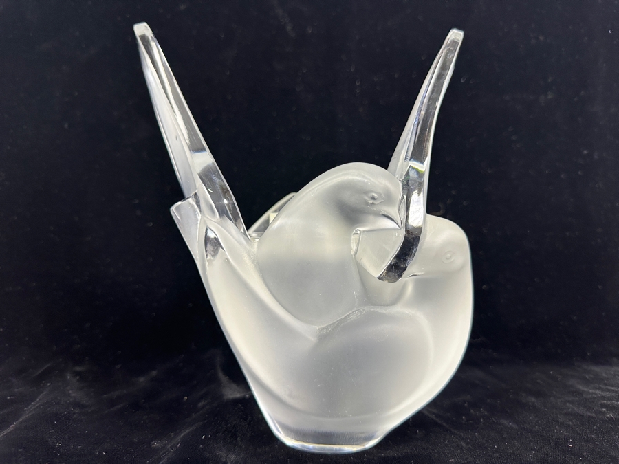 Lalique France Sylvie Swan Vase With Flower Frog 6W X 4D X 8H [Photo 3]