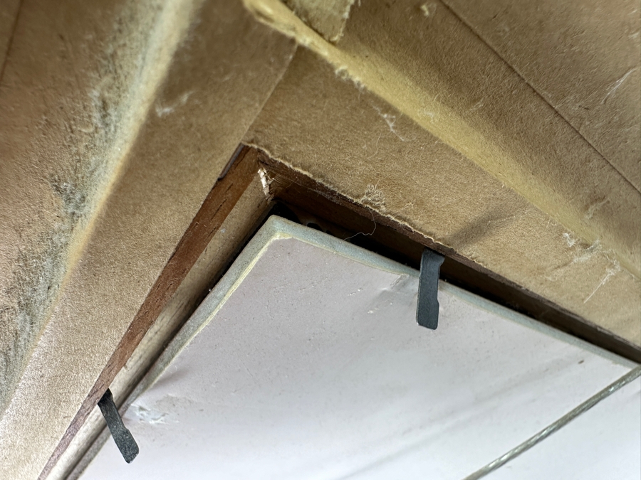 Clint Sloan (B. 1965, Hawaii) Original Hawaiian Breaking Wave Oil Painting On Board 10 X 15 Framed 18.5 X 23.5 [Photo 13]