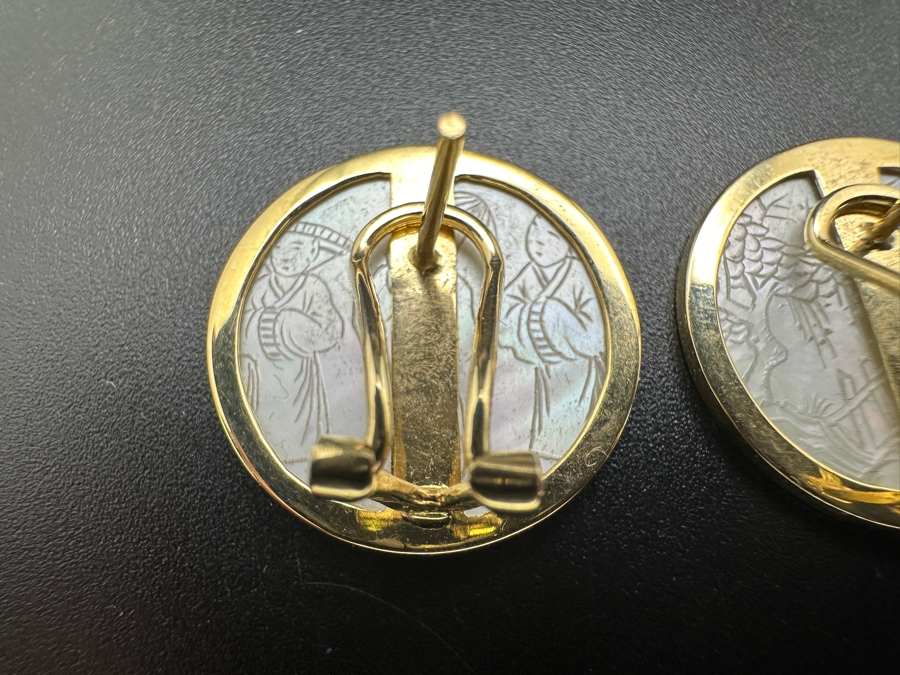 Chinese Antique Carved Mother Of Pearl Gaming Counters Framed In 14K Gold Earrings 3.8g [Photo 5]