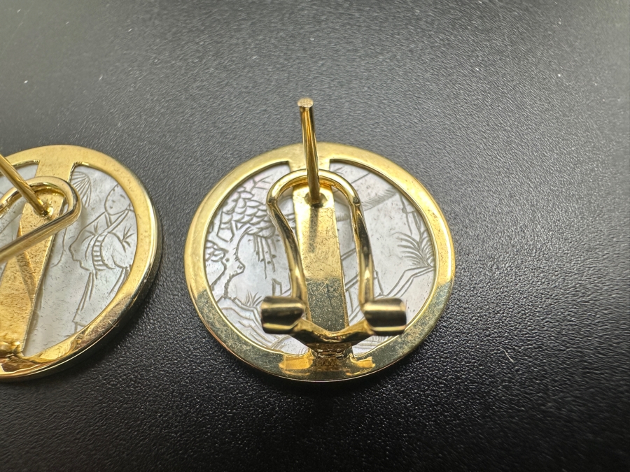 Chinese Antique Carved Mother Of Pearl Gaming Counters Framed In 14K Gold Earrings 3.8g [Photo 6]