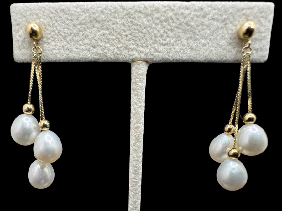 14k Gold / Pearl Dangle Earrings 4g Retails $500