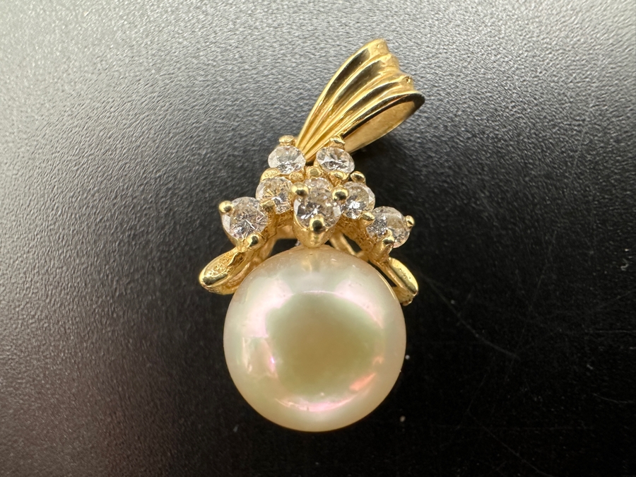 14k Gold Pearl Pendant Set With 8 2mm Round Brilliant Diamonds (est. .24cttw) 2.2g Retails $1,000 [Photo 2]