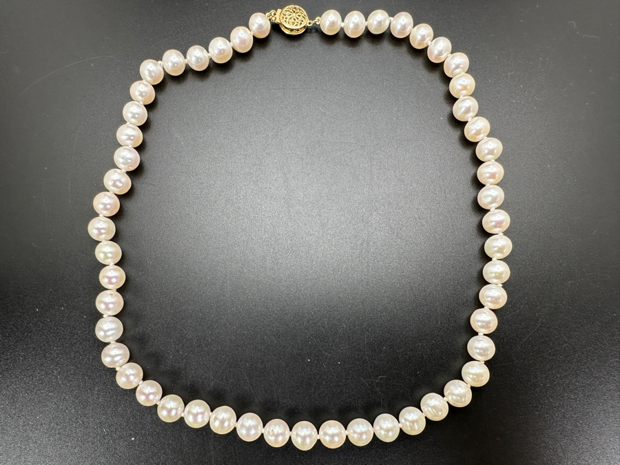 16' Pearl Necklace With 14k Gold Clasp Retails $400 [Photo 2]