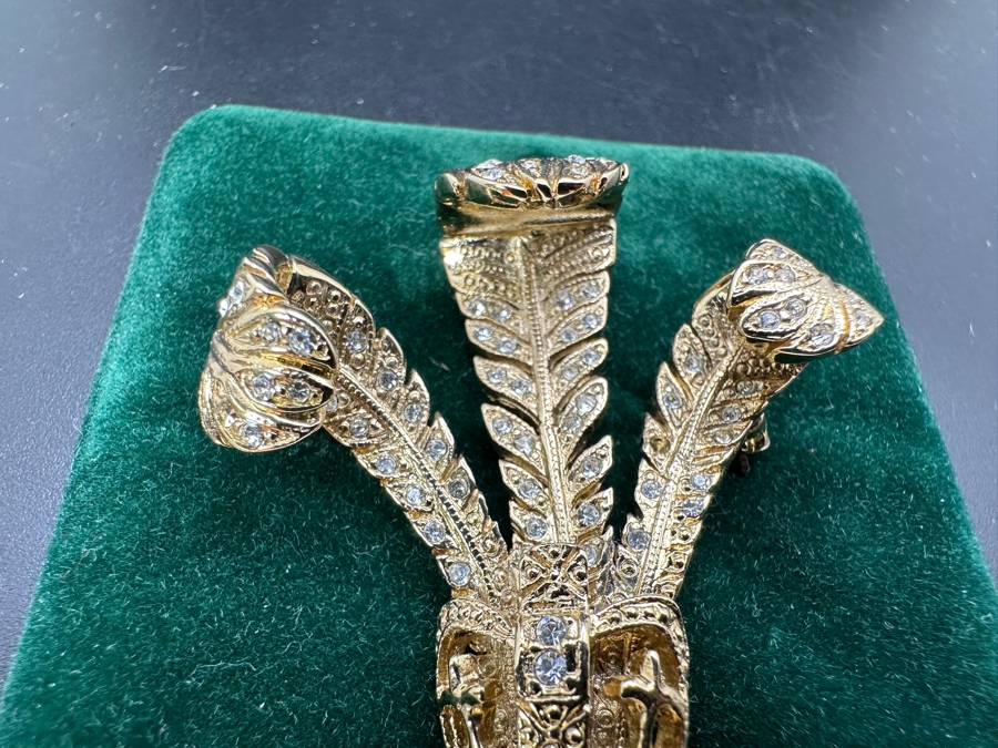 Butler & Wilson Brooch Pin [Photo 5]