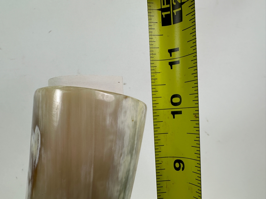 Norse Tradesman Curved Drinking Horn Bundle with Stand and Holster 10'H x 7'W [Photo 11]