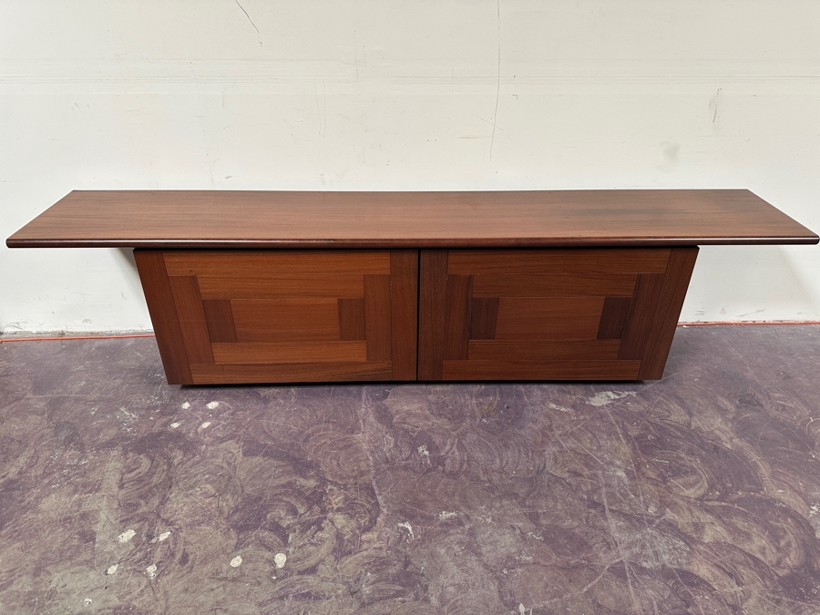 Sheraton Sideboard Designed By Giotto Stoppino For Acerbis Made In Italy 110.5W X 19.5D X 28H Estimate $3,000-$4,000 [Photo 6]