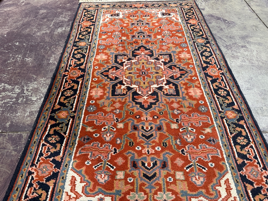 Hand Knotted Wool Persian Area Rug 34 X 66 [Photo 3]