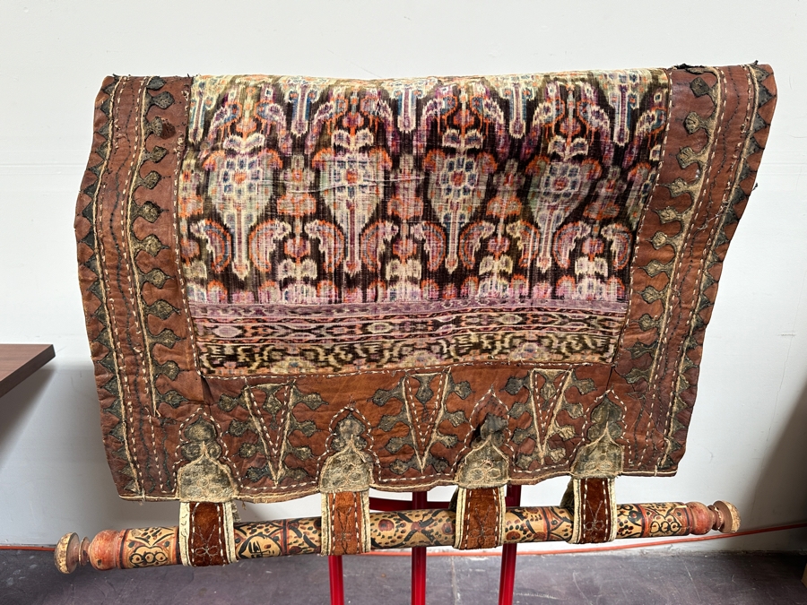 Vintage Camel Saddle 38'W X 53'L [Photo 2]