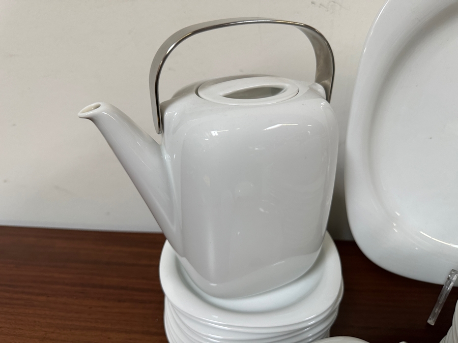 Vintage Rosenthal Studio-Line Porcelain Suomi White China Service Designed In Finland By Timo Sarpaneva - See Photos [Photo 9]