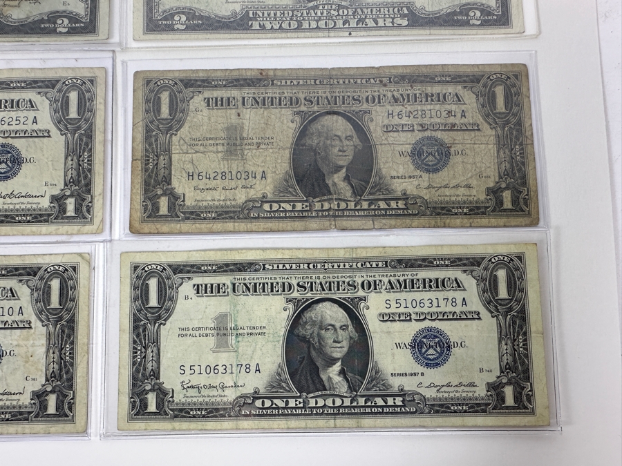 (16) Vintage United States $2 Dollar Bills And (9) Vintage United States $1 Dollar Bills [Photo 14]