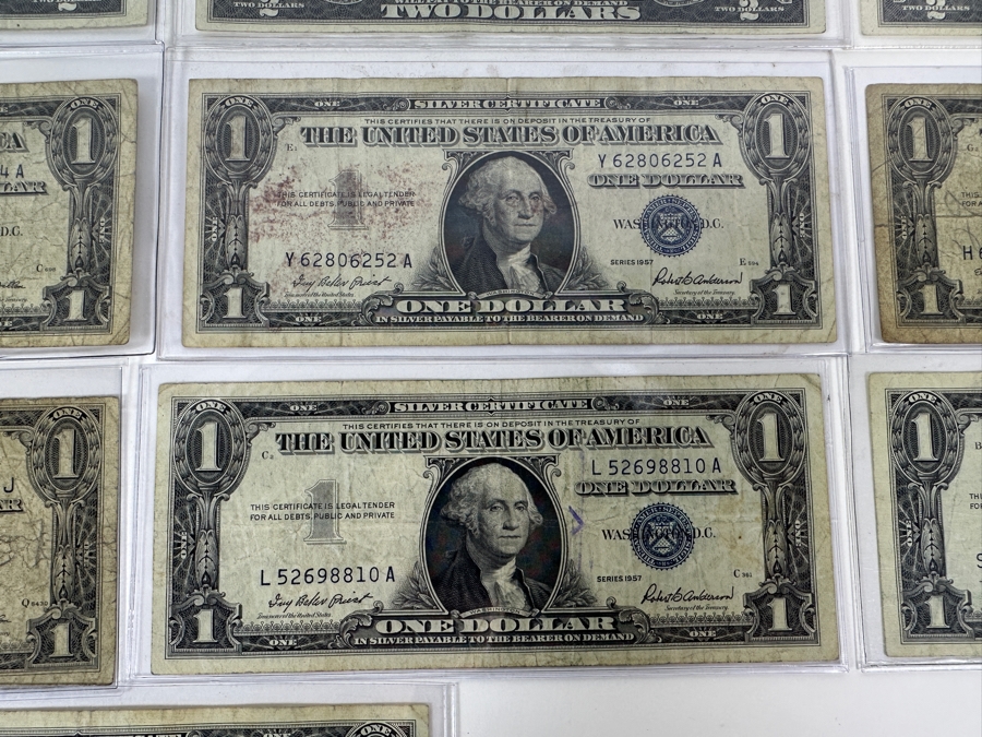(16) Vintage United States $2 Dollar Bills And (9) Vintage United States $1 Dollar Bills [Photo 11]
