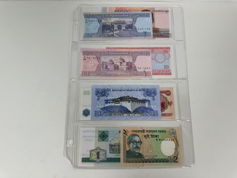 Album Of U.S. & World Currency With 107 Different Notes [Photo 19]