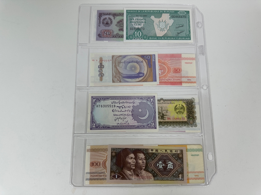 Album Of U.S. & World Currency With 107 Different Notes [Photo 18]