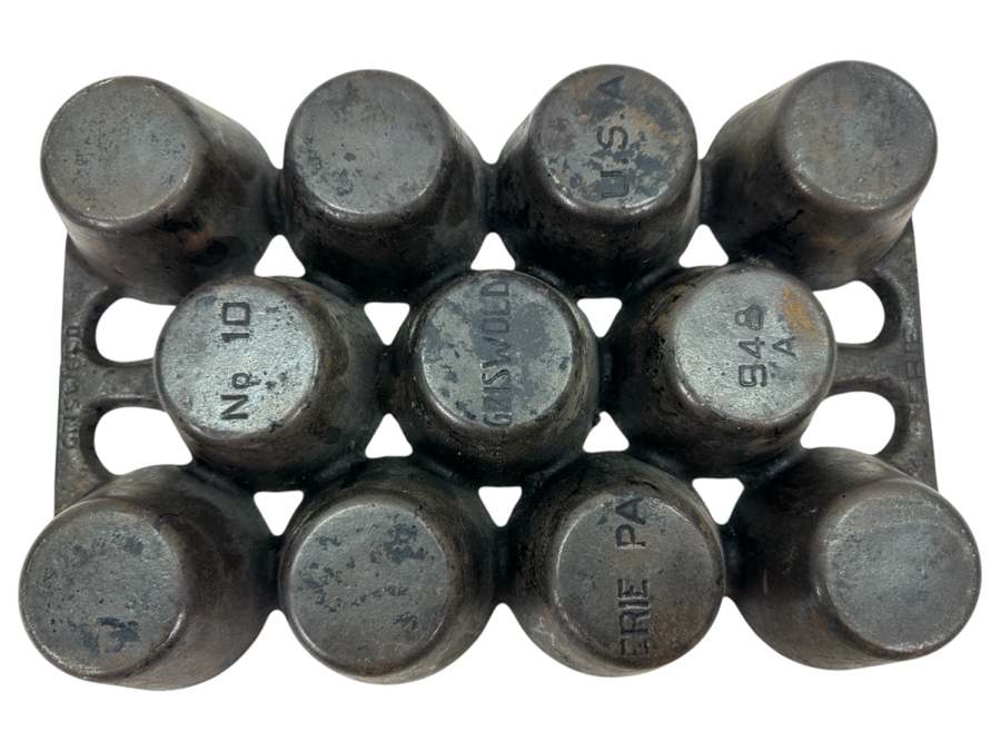 Antique Griswold Erie, PA No. 10 948 Cast Iron Muffin Popover Pan 11W X 7.5D X 1.5H [Photo 2]