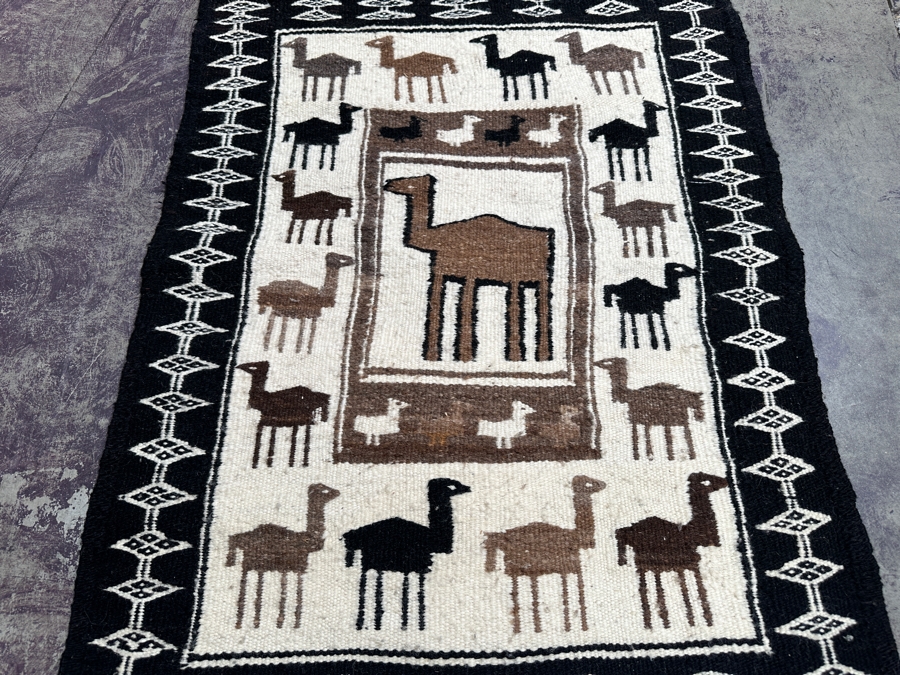 Hand Knotted Wool Peruvian Wall Hanging Small Area Rug 29 X 44 [Photo 2]
