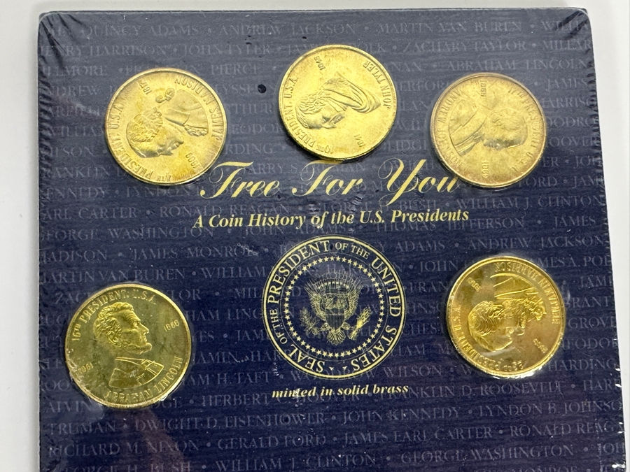 Container Filled With 14 Pounds Plus Of Tokens, Medals & Exonumia [Photo 12]