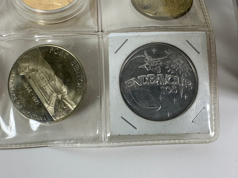 Container Filled With 14 Pounds Plus Of Tokens, Medals & Exonumia [Photo 7]