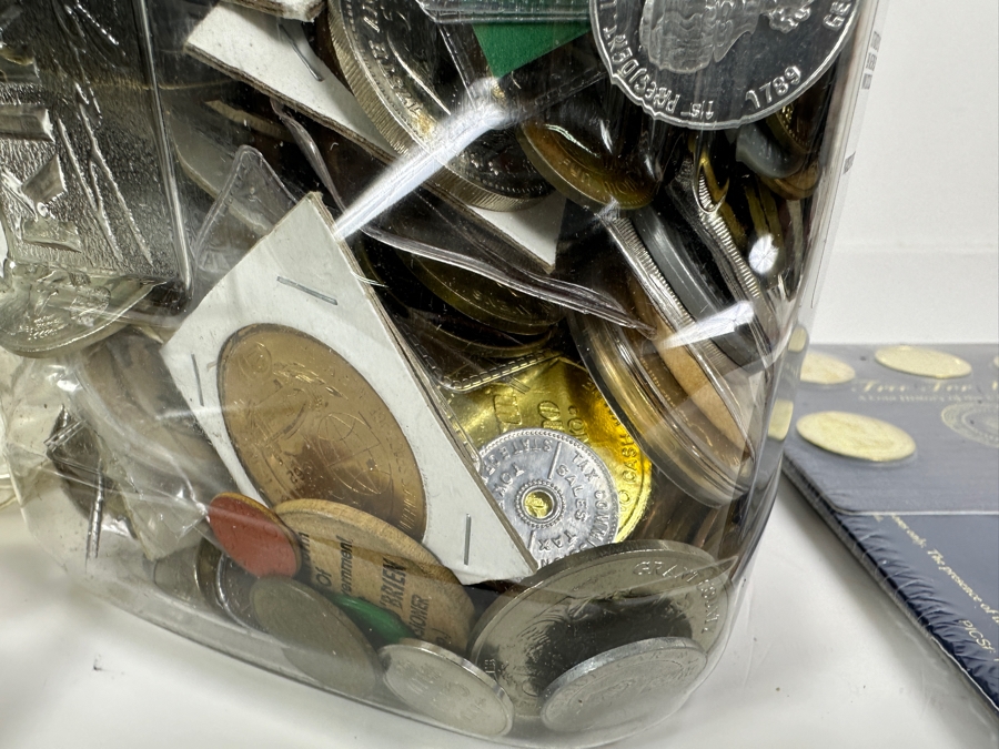 Container Filled With 14 Pounds Plus Of Tokens, Medals & Exonumia [Photo 17]