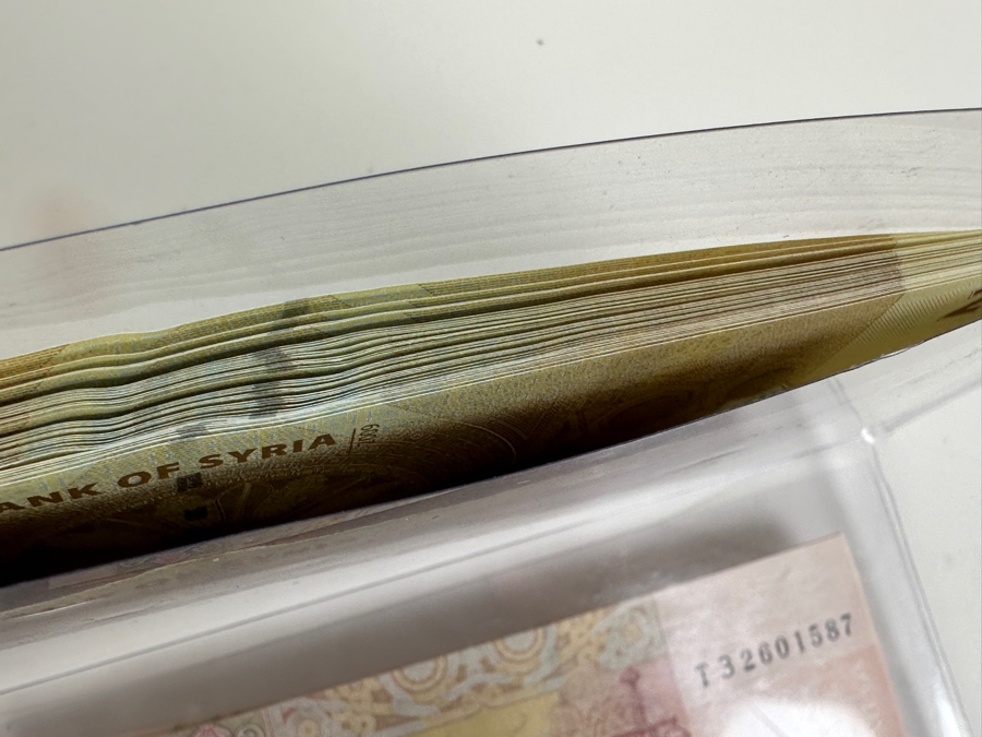 Four Boxes Of Mainly Uncirculated Foreign Currency 1,955 Notes (Fair Market Value $8,700+) - See Description For Photos And Currency Breakdown [Photo 5]