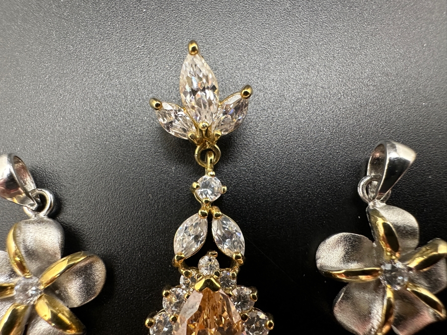 Three Sterling Silver Pendants 11.5g [Photo 3]