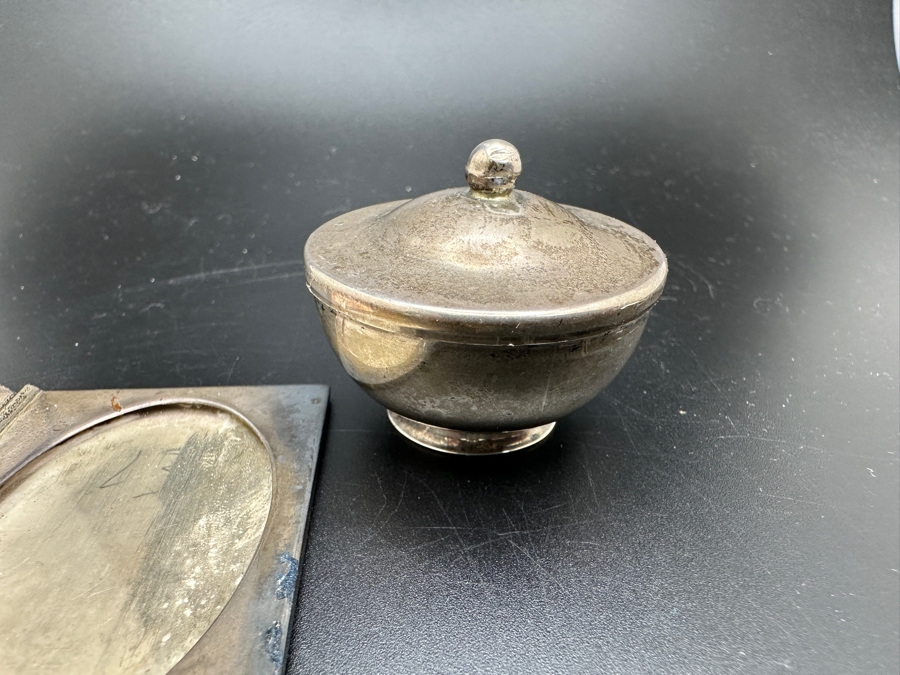 Sterling Silver Lot Featuring Two Small Picture Frames And One Lidded Sterling Box 55.7g [Photo 5]